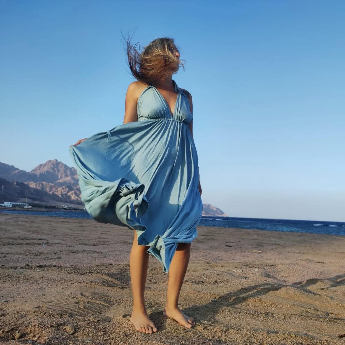 Odelia at the beach